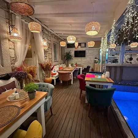 Hotel Hera Alacati *