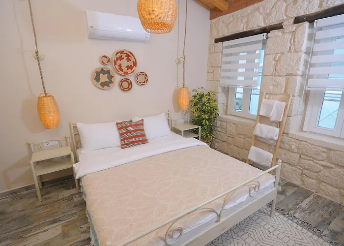 Otel Hera Alacati *