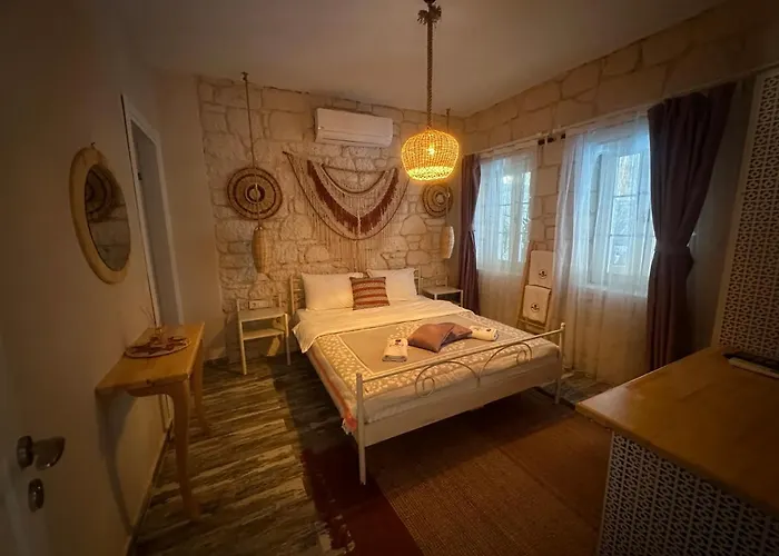 Hera Alacati Otel Çeşme