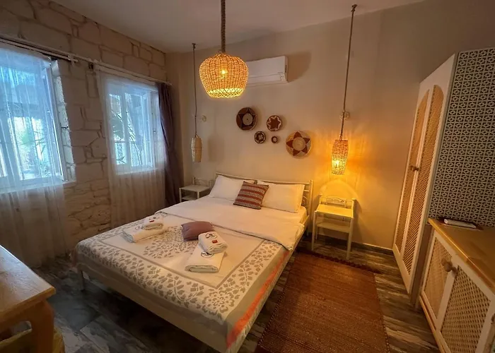 Hera Alacati * Çeşme