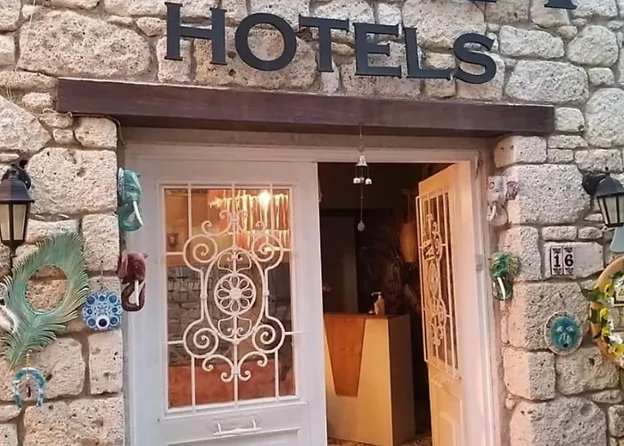 Hera Alacati Otel Çeşme